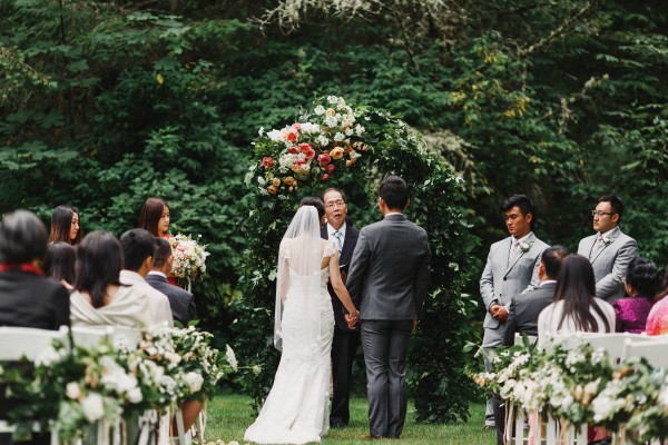 Dreamy-Outdoor-Wedding-at-Tracy-Castle (31 of 35)