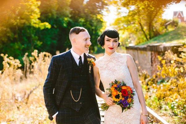 Glam-Vintage-Wedding-at-The-Roundhouse-at-Beacon-Falls (15 of 28)