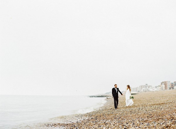 Gold-White-Wedding-De-La-Warr-Pavilion-Ann-Kathrin-Koch (19 of 28)