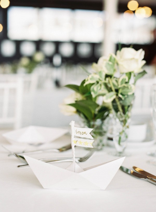 Gold-White-Wedding-De-La-Warr-Pavilion-Ann-Kathrin-Koch (26 of 28)