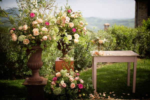 Bohemian-Garden-Wedding-Monteverdi-Tuscany-Daniele-Vertelli (17 of 33)