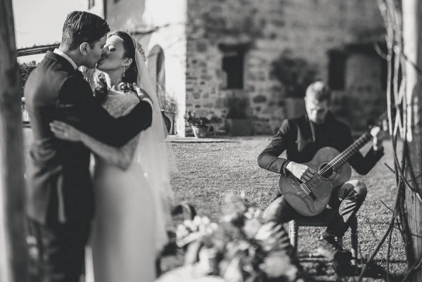 Bohemian-Tuscan-Elopement-at-La-Poggiolaia-Weddings-in-Tuscany (14 of 33)