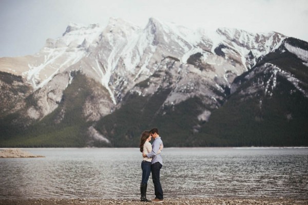 Breathtaking-Lake-Minnewanka-Engagement-Daring-Wanderer (2 of 27)