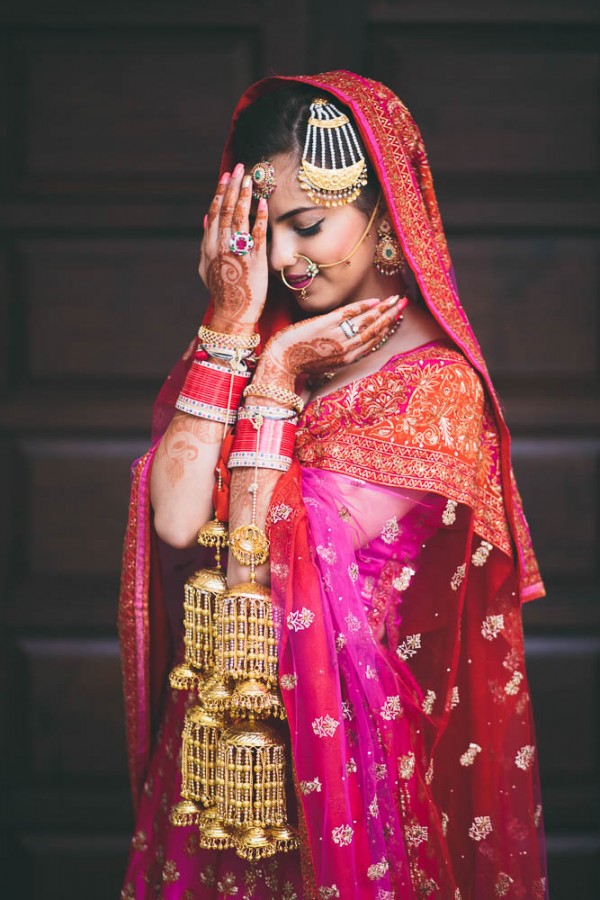 Fuchsia-and-Orange-Wedding-in-India (12 of 35)