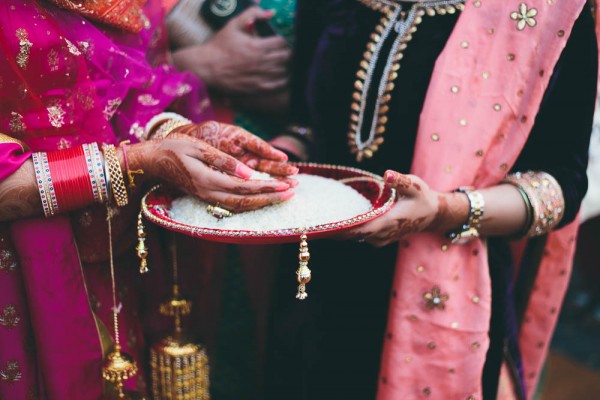 Fuchsia-and-Orange-Wedding-in-India (34 of 35)