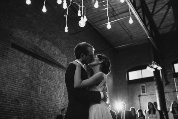 Natural-Wedding-at-Charles-River-Museum-of-Industry-and-Innovation (37 of 39)