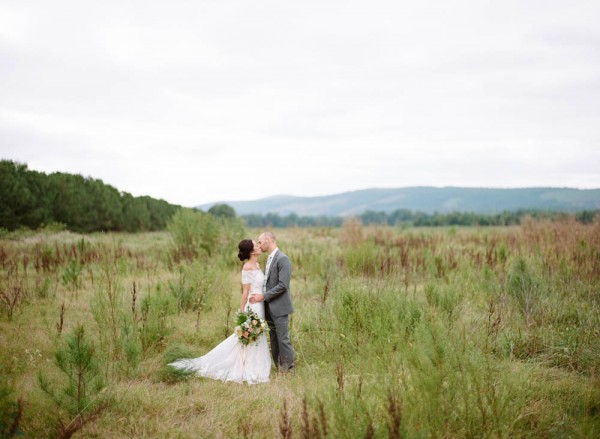 Peach-and-Mint-Wedding-at-Heifer-Ranch (17 of 41)