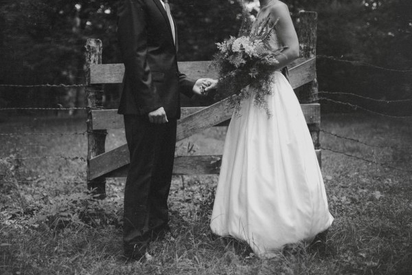 Retro-Missouri-Wedding-on-the-Family-Farm-Aaron-and-Whitney-Photography (8 of 28)