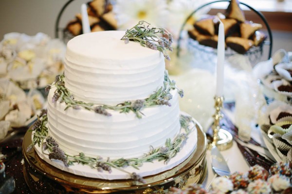 Understated-Michigan-Wedding-Historic-Barns-Park-Dan-Stewart-Photography (20 of 28)