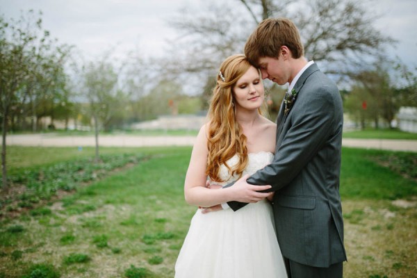 Understated-Michigan-Wedding-Historic-Barns-Park-Dan-Stewart-Photography (24 of 28)