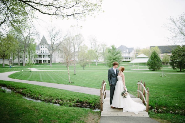 Understated-Michigan-Wedding-Historic-Barns-Park-Dan-Stewart-Photography (6 of 28)