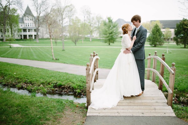 Understated-Michigan-Wedding-Historic-Barns-Park-Dan-Stewart-Photography (7 of 28)