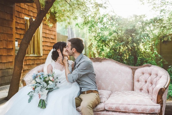 Vintage-Rustic-Wedding-at-Whispering-Tree-Ranch (23 of 38)