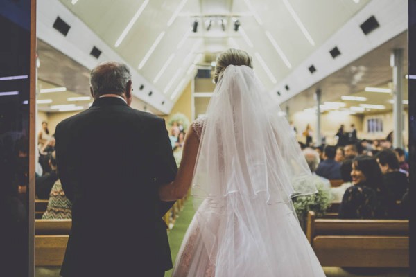 Brazilian-Wedding-at-Igreja-Batista-da-Praia-do-Canto-Studio-Photoframe (3 of 21)