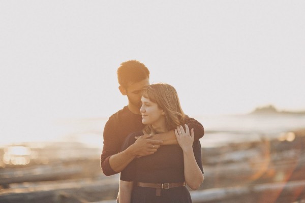 Breezy-Engagement-at-Iona-Beach-Park (6 of 18)