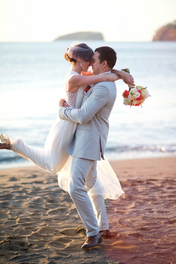 Classic-Costa-Rican-Wedding-at-Pacifico-Beach-Club (24 of 28)