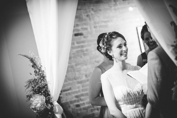 Colorful-Wedding-at-Floating-World-Gallery-Erin-Hoyt-Photography (18 of 22)