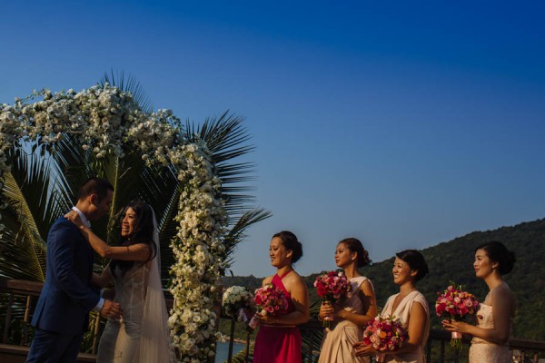 Destination-Wedding-InterContinental-Danang-Sun-Peninsula-Resort-Wainwright-Weddings (18 of 26)