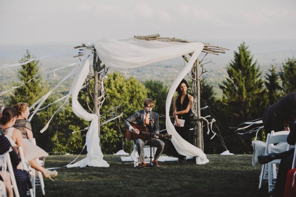 new york wedding photographer cedar lakes estate jewish guitar viva max chellise michael photography daniel sarah upstate flower crown