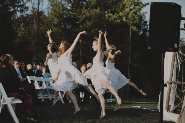 new york wedding photographer cedar lakes estate jewish guitar viva max chellise michael photography daniel sarah upstate flower crown