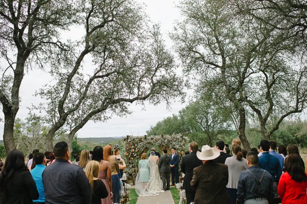 Hill-Country-Wedding-Vista-West-Ranch-Nadine-Photography (10 of 30)