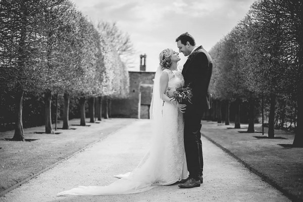 Indoor-Woodland-Wedding-at-Combermere-Abbey (15 of 27)