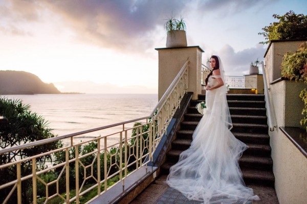 Metallic-Wedding-at-St.-Regis Princeville-Resort (24 of 24)