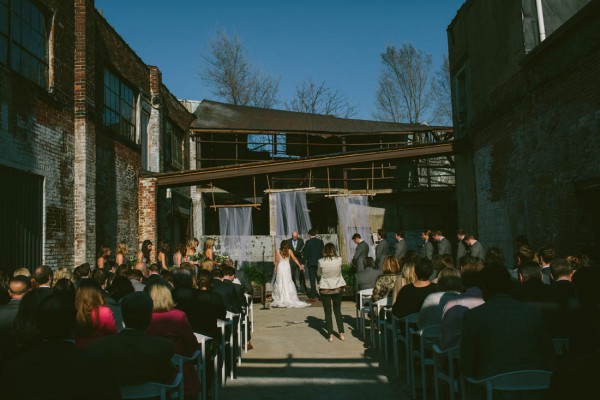 Modern-Ohio-Wedding-at-Strongwater (4 of 46)