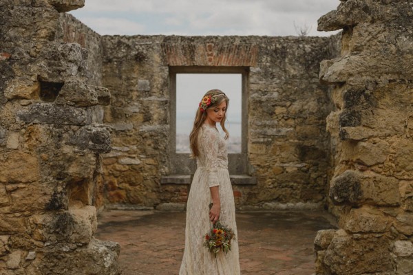 Portuguese-Bridal-Inspiration-Shoot-at-Pousada-de-Palmela (7 of 21)