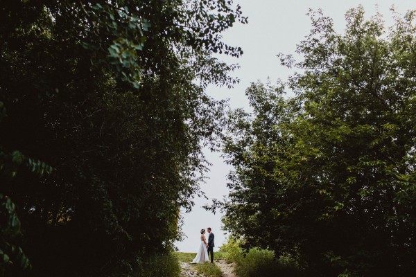 Stunning-Saskatchewan-Wedding-at-Cedar-Lodge (25 of 38)