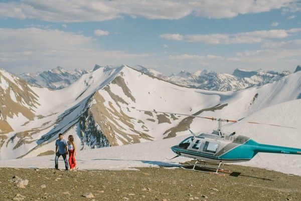 Surprise-Helicopter-Proposal-Icefields-Parkway-Darren-Roberts (5 of 24)