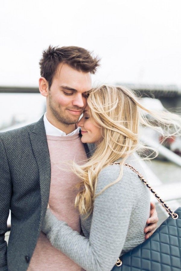 engagement pic outfit ideas