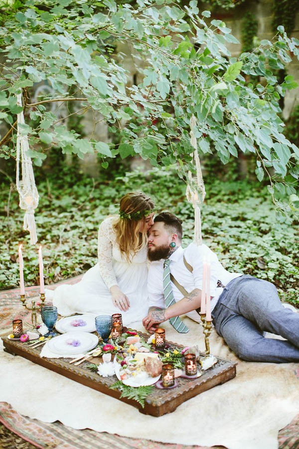 Alternative-Forest-Wedding-Inspiration-Kaytee-Lauren-Photography (23 of 30)