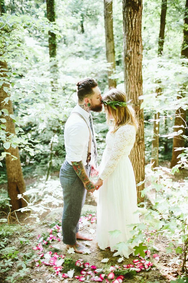 Alternative-Forest-Wedding-Inspiration-Kaytee-Lauren-Photography (6 of 30)