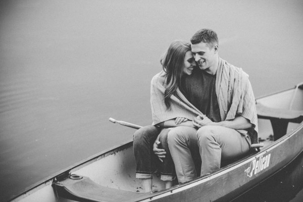 Casual-Engagement-Session-Canoeing-in-Alberta-Tricia-Victoria-Photography (10 of 23)