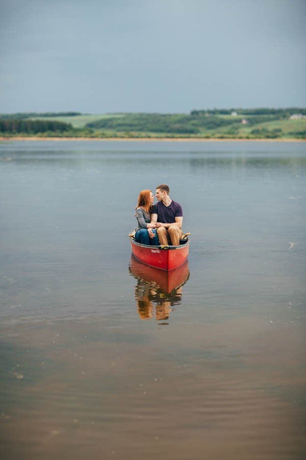 Casual-Engagement-Session-Canoeing-in-Alberta-Tricia-Victoria-Photography (6 of 23)