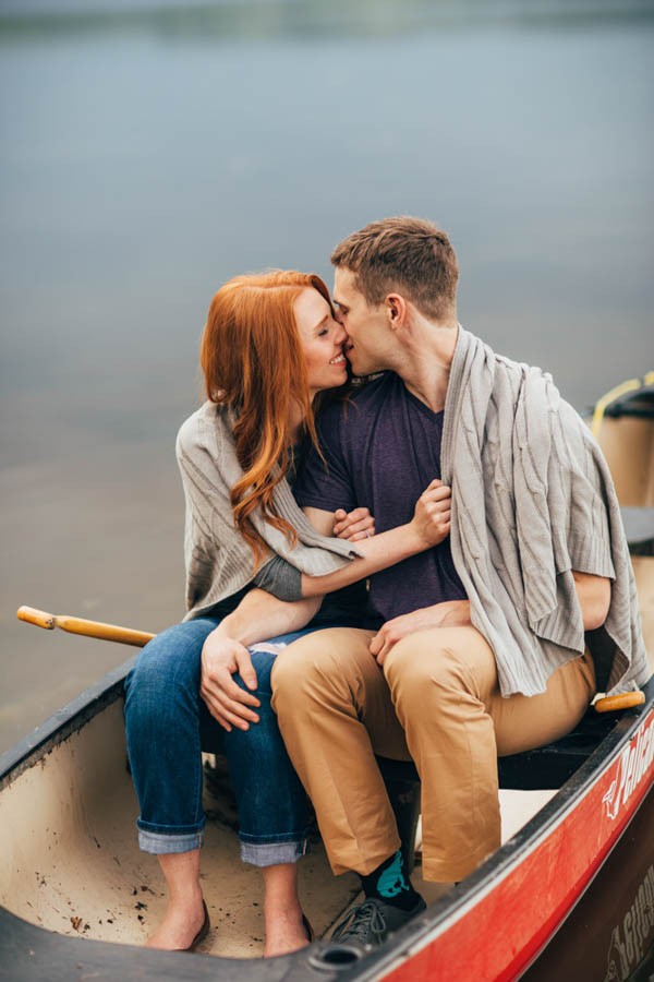 Casual-Engagement-Session-Canoeing-in-Alberta-Tricia-Victoria-Photography (9 of 23)