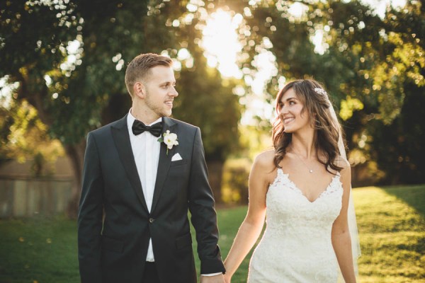 Converted-Barn-Wedding-at-the-Stones-of-the-Yarra-Valley-Darin-Collinson-Photography (12 of 26)