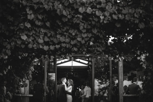 Converted-Barn-Wedding-at-the-Stones-of-the-Yarra-Valley-Darin-Collinson-Photography (19 of 26)