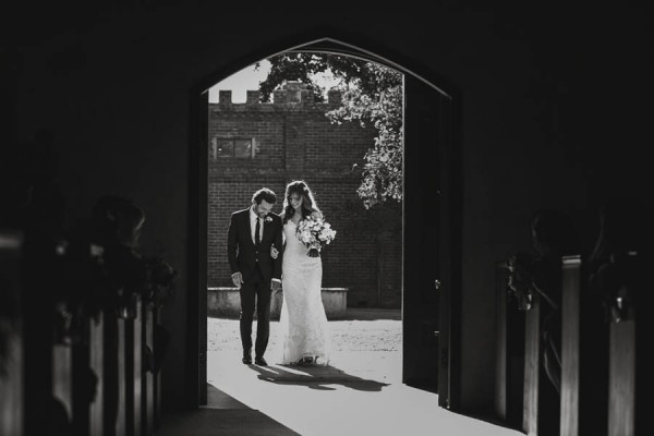 Converted-Barn-Wedding-at-the-Stones-of-the-Yarra-Valley-Darin-Collinson-Photography (2 of 26)