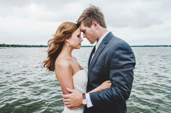 Elegant-Farm-Wedding-in-Iowa-Amanda-Basteen-Photography--2