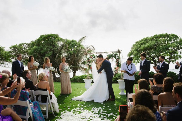 Hawaiian-Destination-Wedding-at-Turtle-Bay-Resort-Derek-Wong-Photography-034