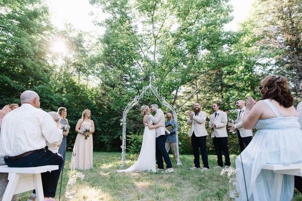 Maine-Barn-Wedding-at-Coolidge-Family-Farm-Darling-Photography (19 of 31)