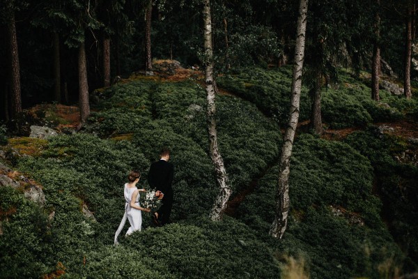 Minimalist-Warehouse-Wedding-in-Prague-Couple-of-Prague (12 of 37)