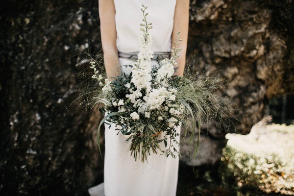 Minimalist-Warehouse-Wedding-in-Prague-Couple-of-Prague (15 of 37)