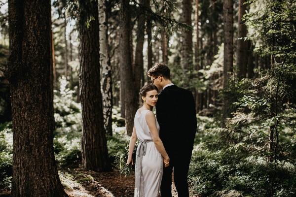 Minimalist-Warehouse-Wedding-in-Prague-Couple-of-Prague (20 of 37)