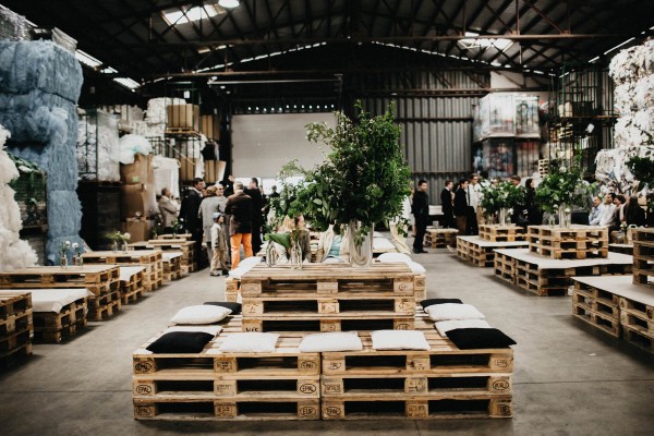 Minimalist-Warehouse-Wedding-in-Prague-Couple-of-Prague (30 of 37)