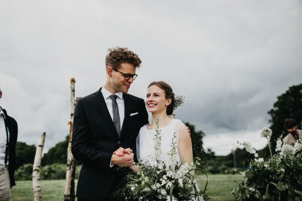 Minimalist-Warehouse-Wedding-in-Prague-Couple-of-Prague (36 of 37)