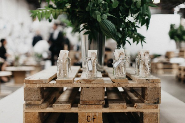 Minimalist-Warehouse-Wedding-in-Prague-Couple-of-Prague (9 of 37)