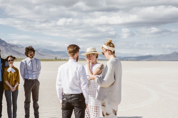 Minimalist-Wedding-in-the-Alvord-Desert-Free-The-Bird-38